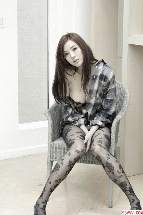 周韦彤内衣诱惑