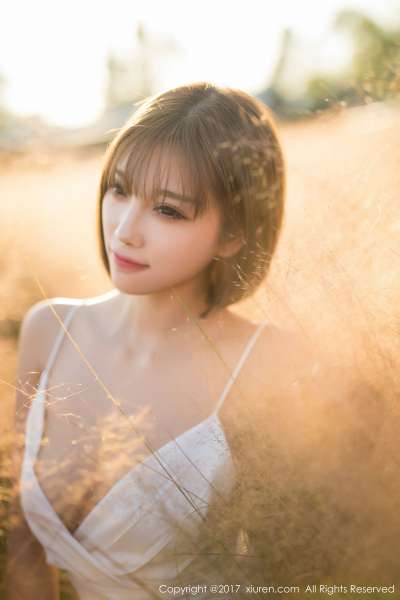 甜美女神@杨晨晨sugar性感室外写真