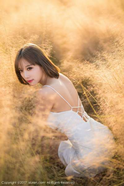 甜美女神@杨晨晨sugar性感室外写真