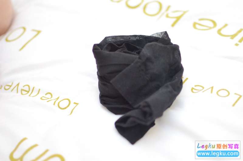 黑丝美足丝足~写真套图