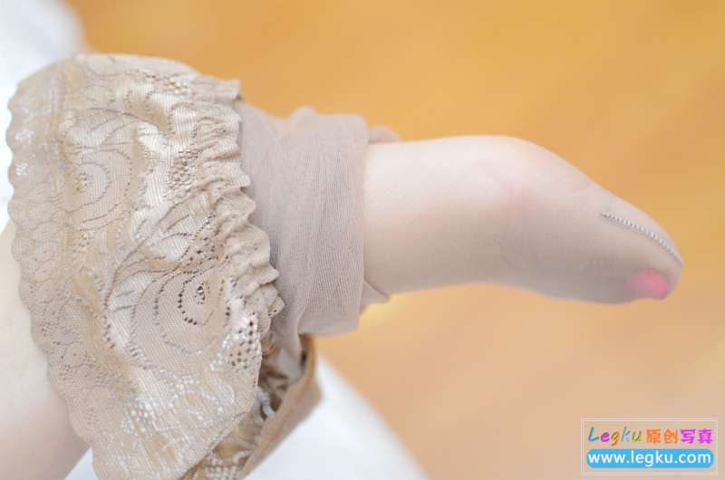 肉丝丝足高跟~写真套图