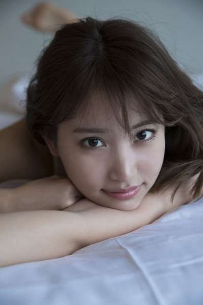 大胸翘臀日本女优诱惑图片