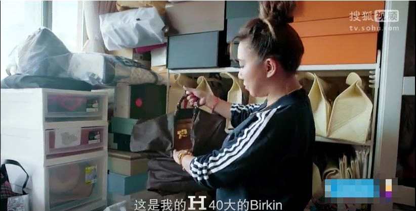 开着保时捷，住上海市中心，范湉湉还自称是穷人