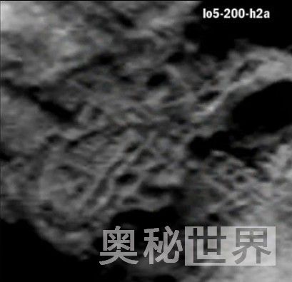 月球背面之谜 发现美“二战”失踪轰炸机