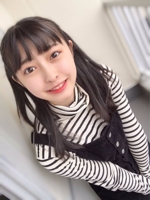 透明感偶像《竹内月音》，白皙肌肤、展现青春芬芳！