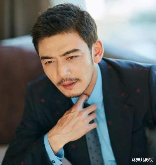 他藏了 10 年的妻子，竟是我们的童年女神？网友：难怪看不上刘涛