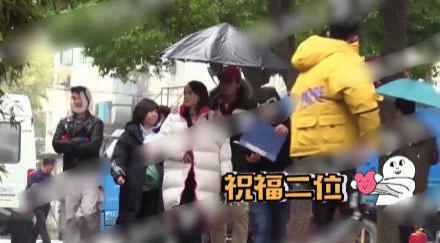 恭喜！合约情侣成婚，停工一年怀孕了！