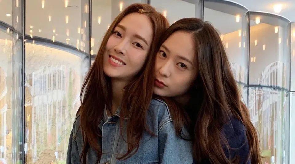 爹味发言，满嘴脏话，还不封杀留着过年吗？