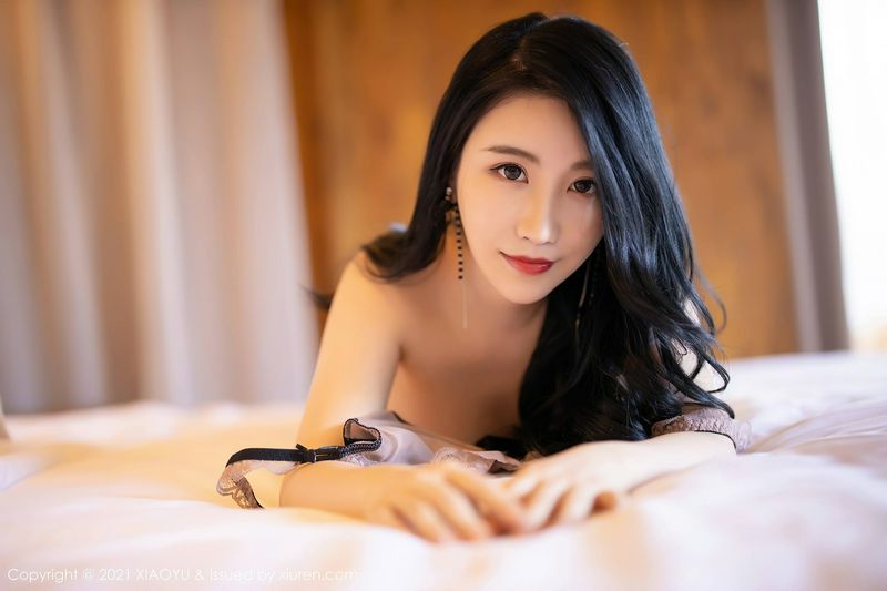 【热门】骚女小娟完作者不详