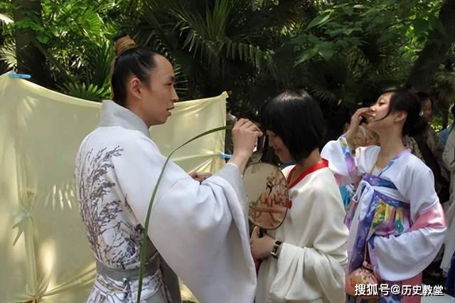 端午节九大习俗，除了吃粽子、划龙舟，你还知道哪些？