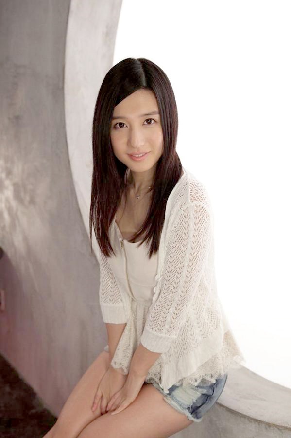 浓密黑森林《10位刚毛系AV女优》长相越清纯杂草越茂盛?