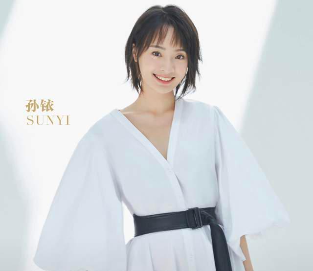 新剧遭换角、肚皮都是针眼…女星怀孕各有各的心酸