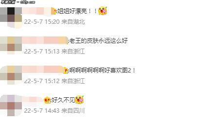 55岁王祖贤排队礼佛被拍，朴素僧袍遮不住仙女气