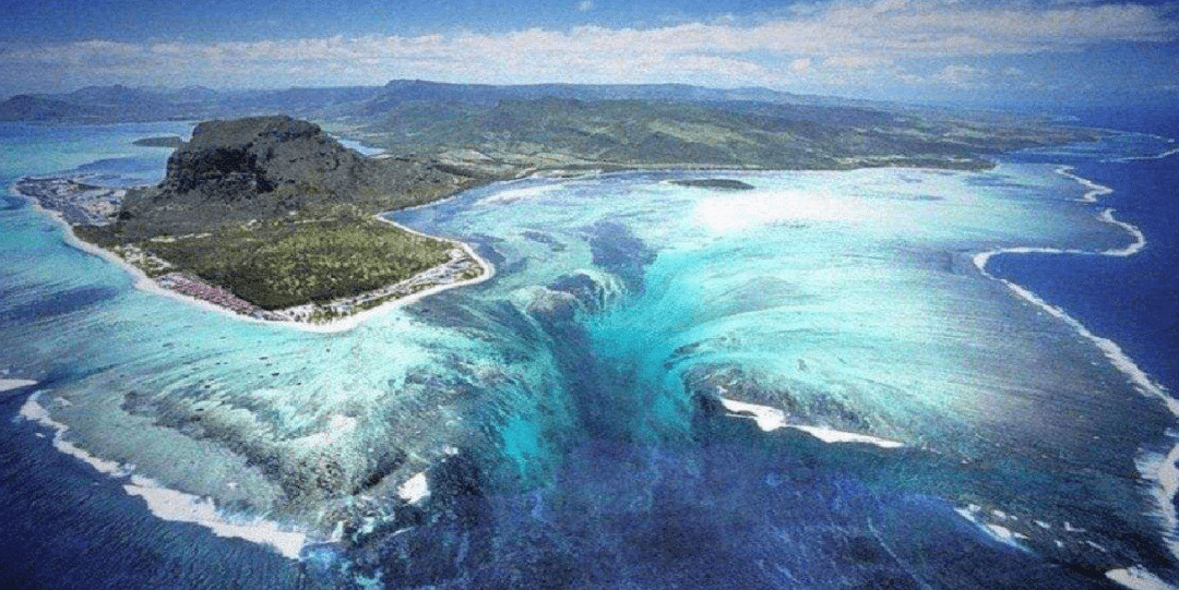 地球内部正在疯狂“喝水”，每年吞噬数亿吨的水，水都去哪了？
