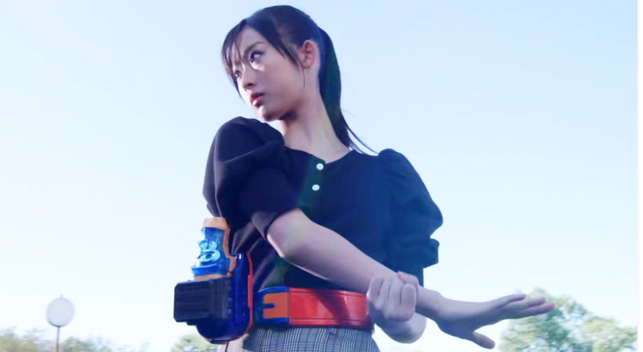 強大可愛的女騎士《井本彩花》！耀眼漂亮的萌少女一樣可以很性感