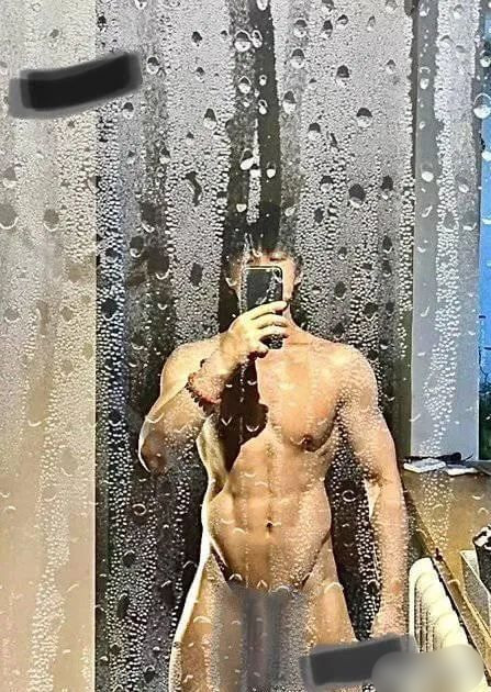 世界冠军“艳照门”引爆全网：被羞耻化的身体，承载不了内心的渴望