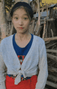 冲上热搜的“卖鱼西施”，让我越想越后怕：她这么美，不该被毁掉