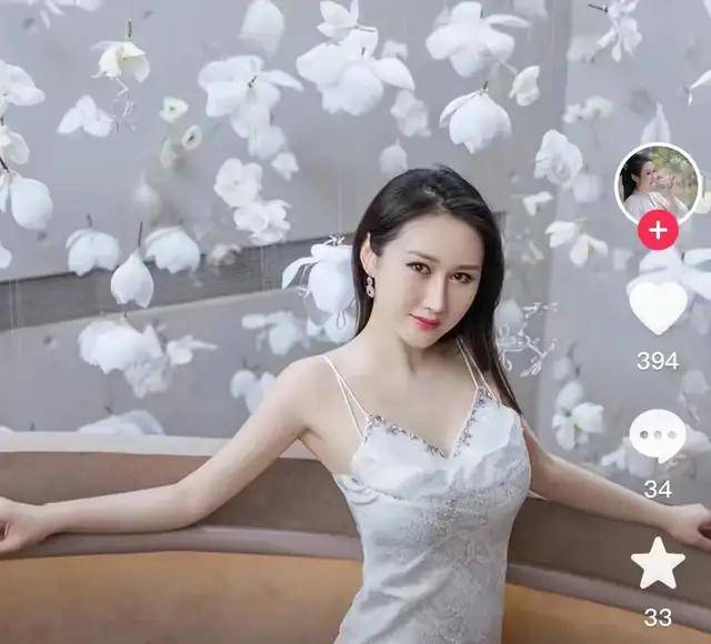 向佐，婚内出轨风波不停歇