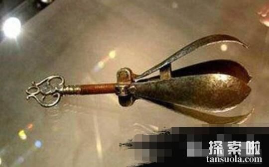 古欧洲刑具之开花梨，专门摧残女性下体的酷刑(造成终身残疾)