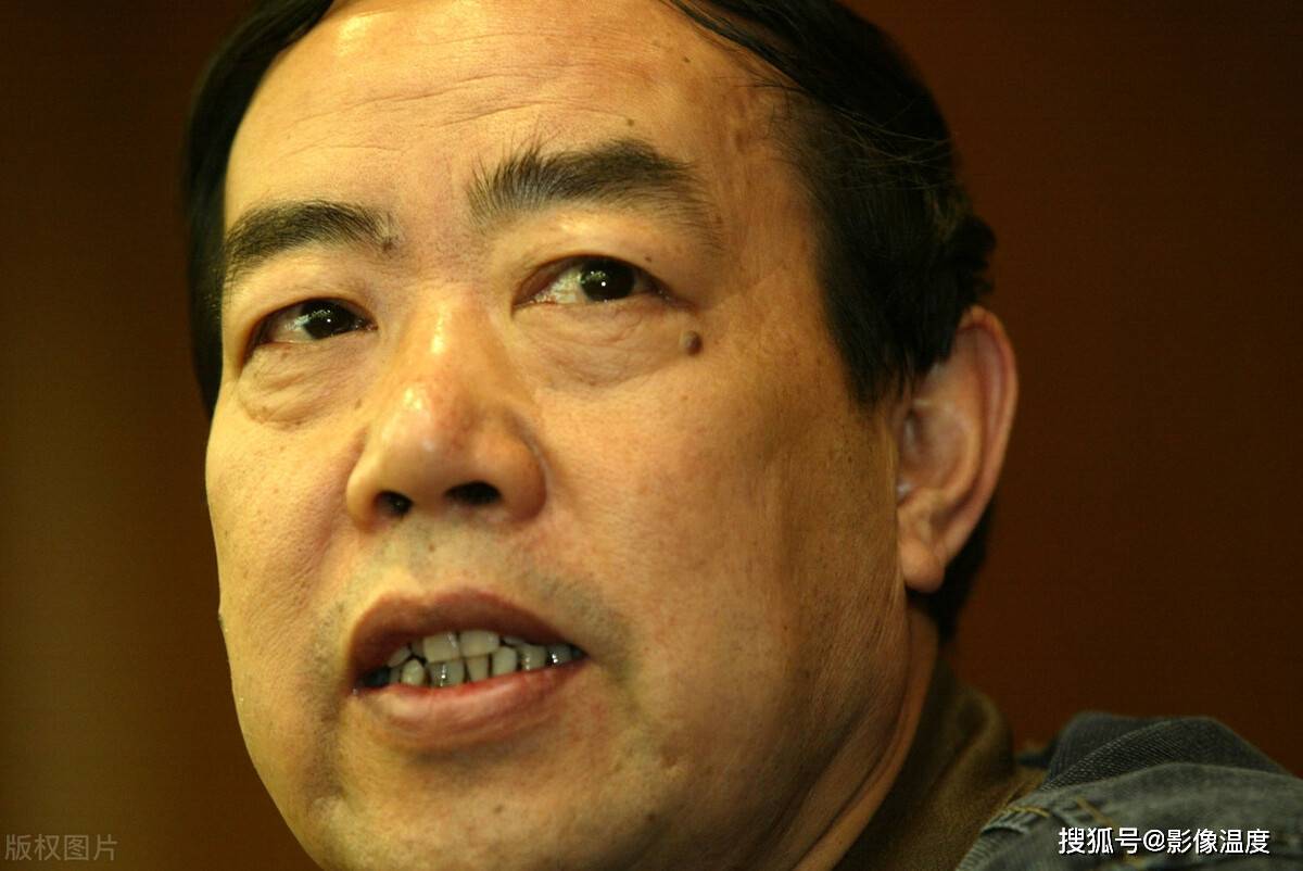 作家贾平凹：女儿贾浅浅，是我最有压力、最牵挂的作品！