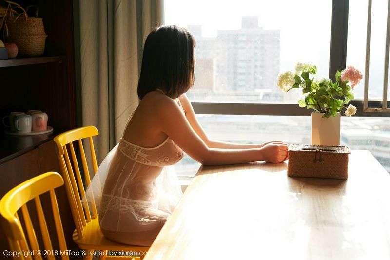 【经典】女友遭遇猥琐男,禁室调教!