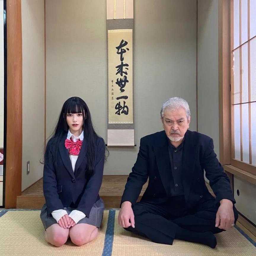 日本00后“黑道千金”爆火全网，一组照片吸粉百万：美到心跳加速！