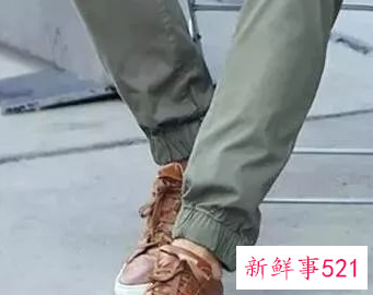 束腿裤配什么鞋子男