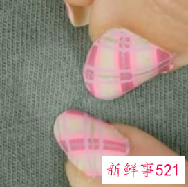 衣服破了个小洞怎么补