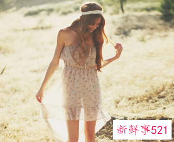 女生抱男生的意思