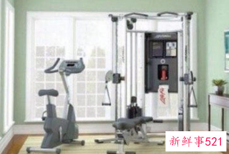 儿子的家庭健身厅