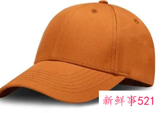 羽绒服搭配什么样的帽子好看