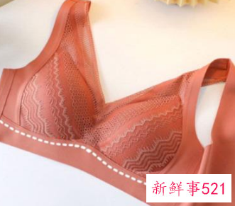 露肩装肩带怎么弄