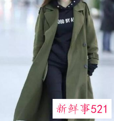 圆领卫衣该怎么搭配