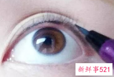 小眼睛怎么画眼线显眼睛大