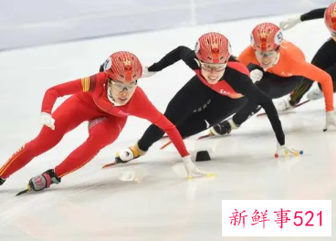 速度滑冰最早的比赛场地是什么地方