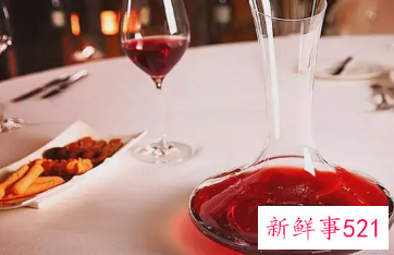红酒颜色深好还是浅好