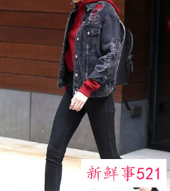 圆领卫衣该怎么搭配