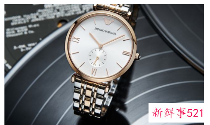 女戴什么色的手表招财