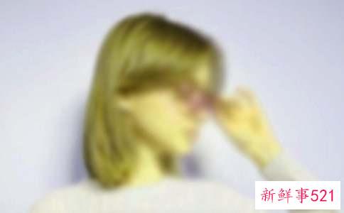 女生冬天长款毛衣外套怎么搭配好看