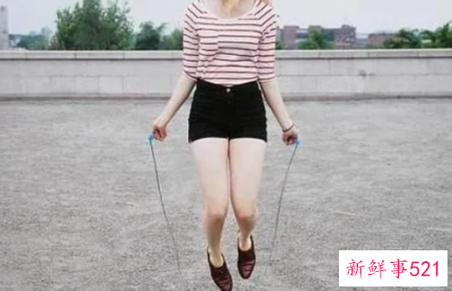 跳绳咋减肥好呢