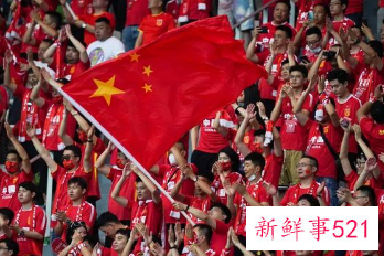 国足隔离结束，李霄鹏和部分国脚留在上海