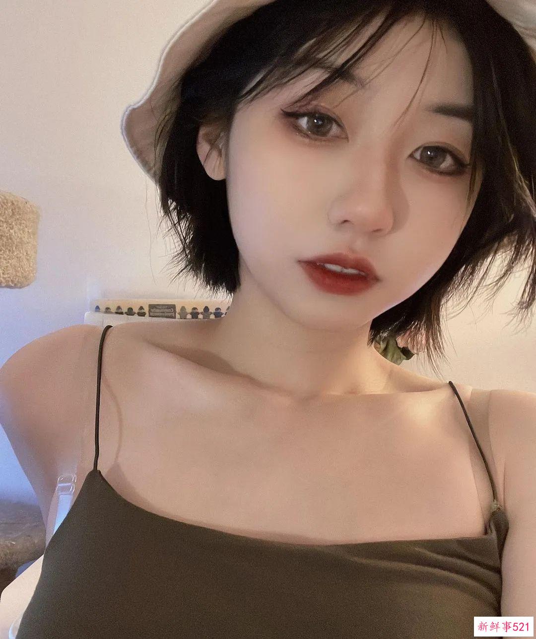 “你行不行啊？细狗” 程女士