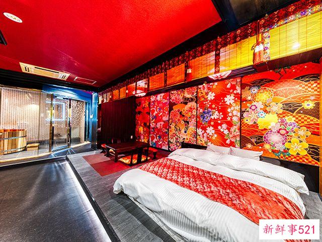 情趣，玩具，欲望，堕落，神侍少女——日本情人酒店的罪与罚