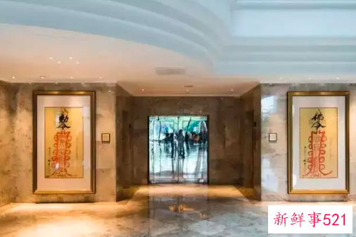 广东酒店灵异经历：房间里的暗门和神秘女孩的日记