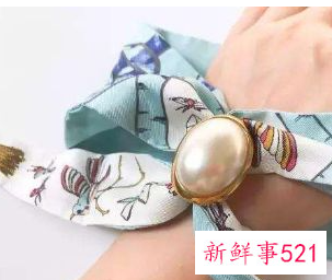 今年丝巾流行什么颜色