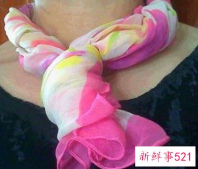 丝巾怎么弄好看