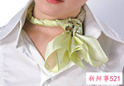 丝巾怎么弄好看