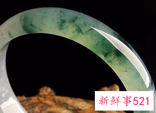 翡翠戴久了变化图
