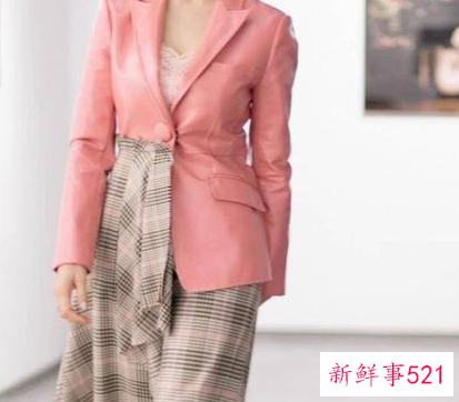 女人千万别穿一身黑