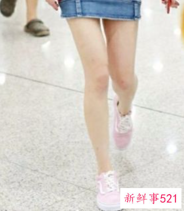 秋冬穿裙子配什么鞋好看